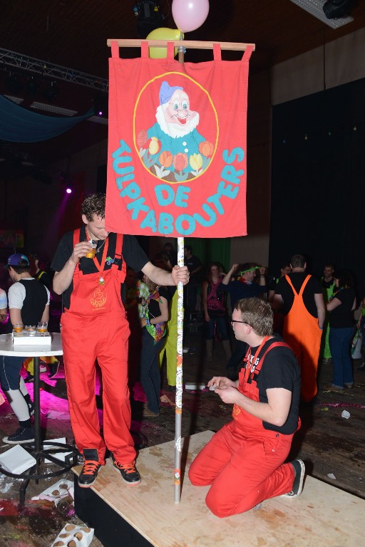 ../Images/Jubileum feest 5x11 450.jpg